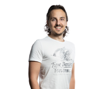 Simon - Helpdesk Specialist